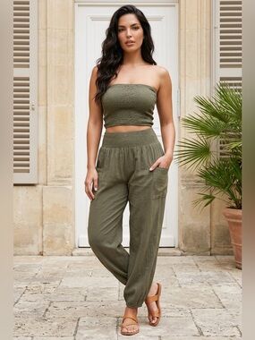 NWT Zenana Women’s  2 Piece Smocked Tube Top & Joggers Set Color Olive - Size 3X
